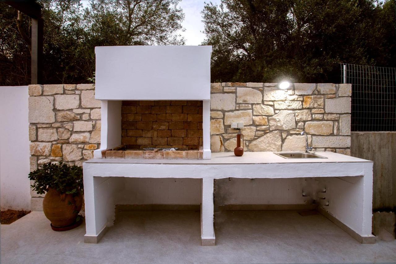 Avrilia Seaside Villa Heated Pool Almirída Luaran gambar