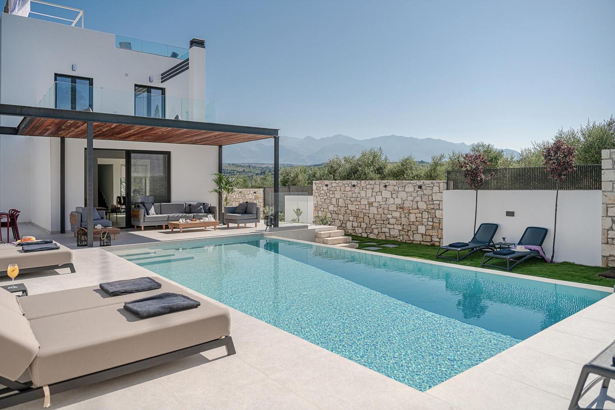Avrilia Seaside Villa Heated Pool Almirída Luaran gambar